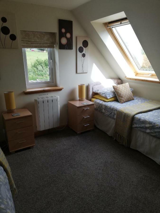 Kinkell Holiday Apartment Kingsburgh ภายนอก รูปภาพ